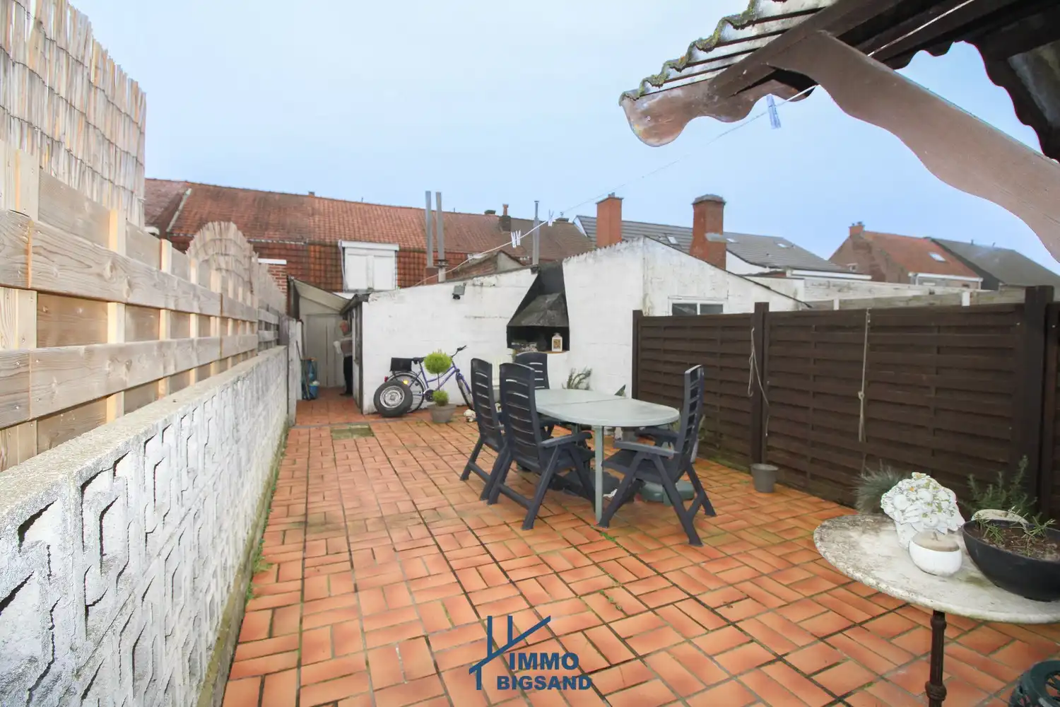 Te renoveren woning met uitweg te koop te Rekkem foto 4