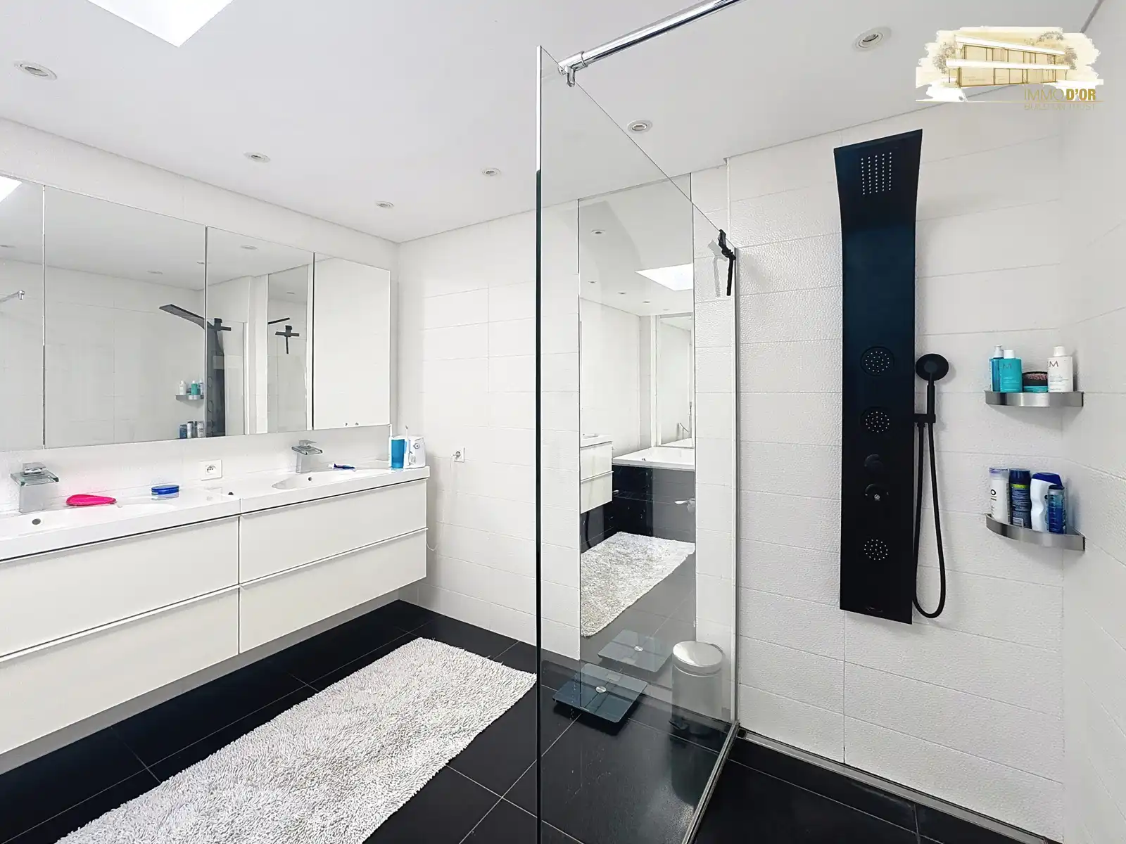 Stijlvolle duplex met 3 slaapkamers & zonovergoten terras foto 11