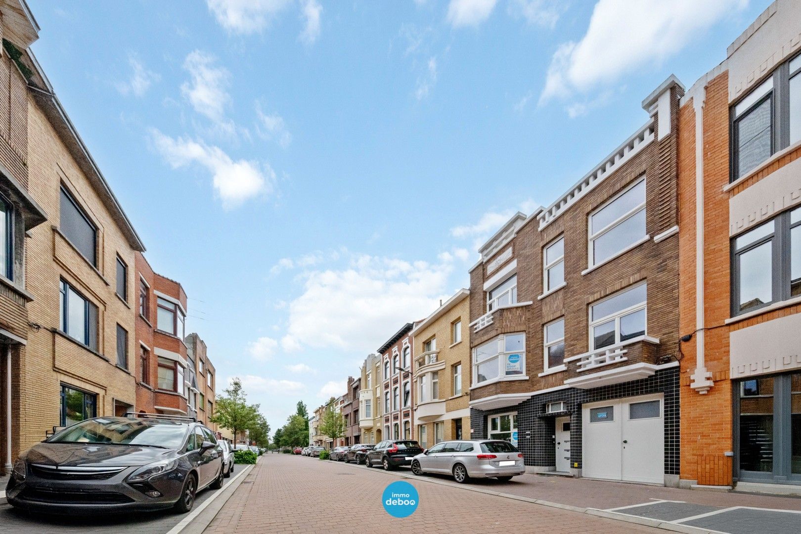Opbrengsteigendom met ruime werkplaats/garage & 3 units foto 4