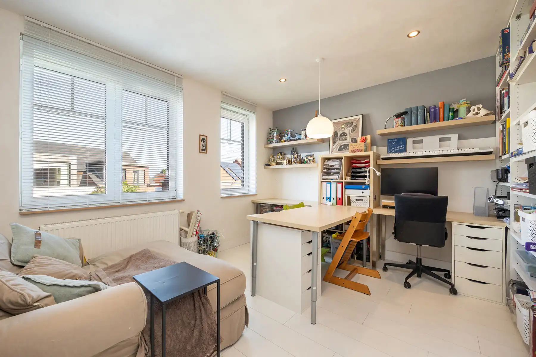 Volledig gerenoveerde woning met 4 slpks en gezellige tuin foto 18