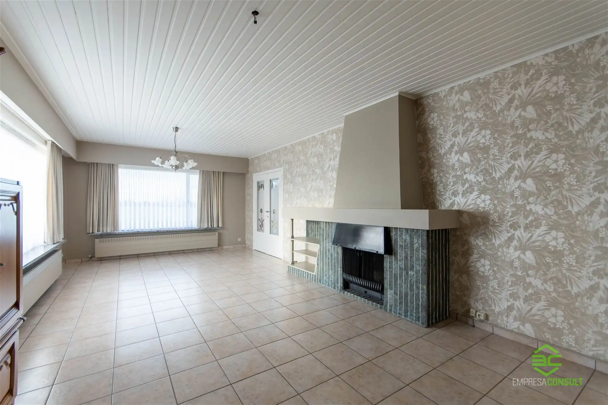 Ruime gezinswoning op een prachtige locatie in Stevoort! foto 6