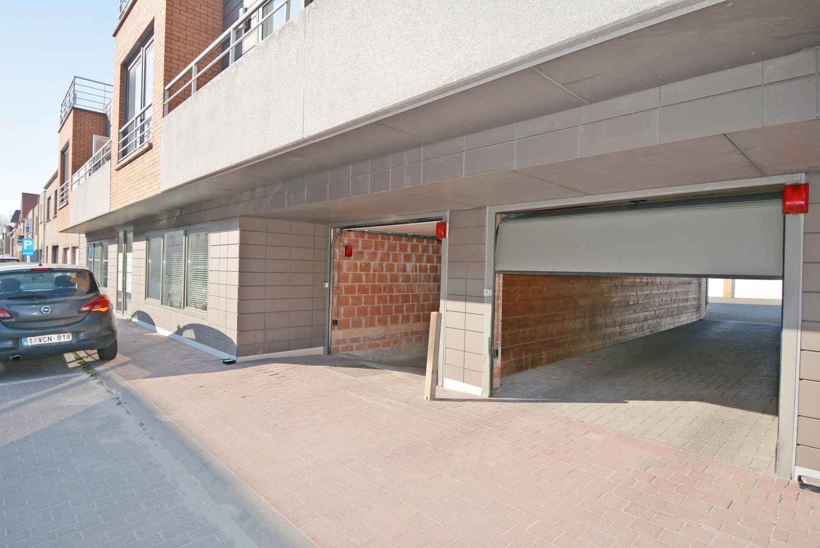 gesloten garagebox nr. 14 in residentie Booster foto 3