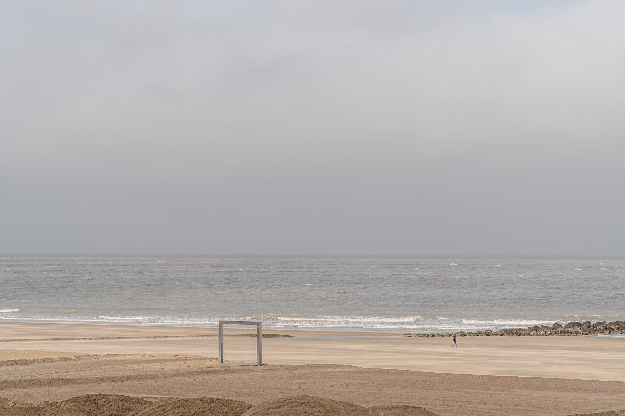 IDEALIS VASTGOED - Exclusief, volledig gerenoveerd én gemeubeld appartement, gelegen op een prachtige locatie op de zeedijk in het Zoute met frontaal zeezicht! foto 55