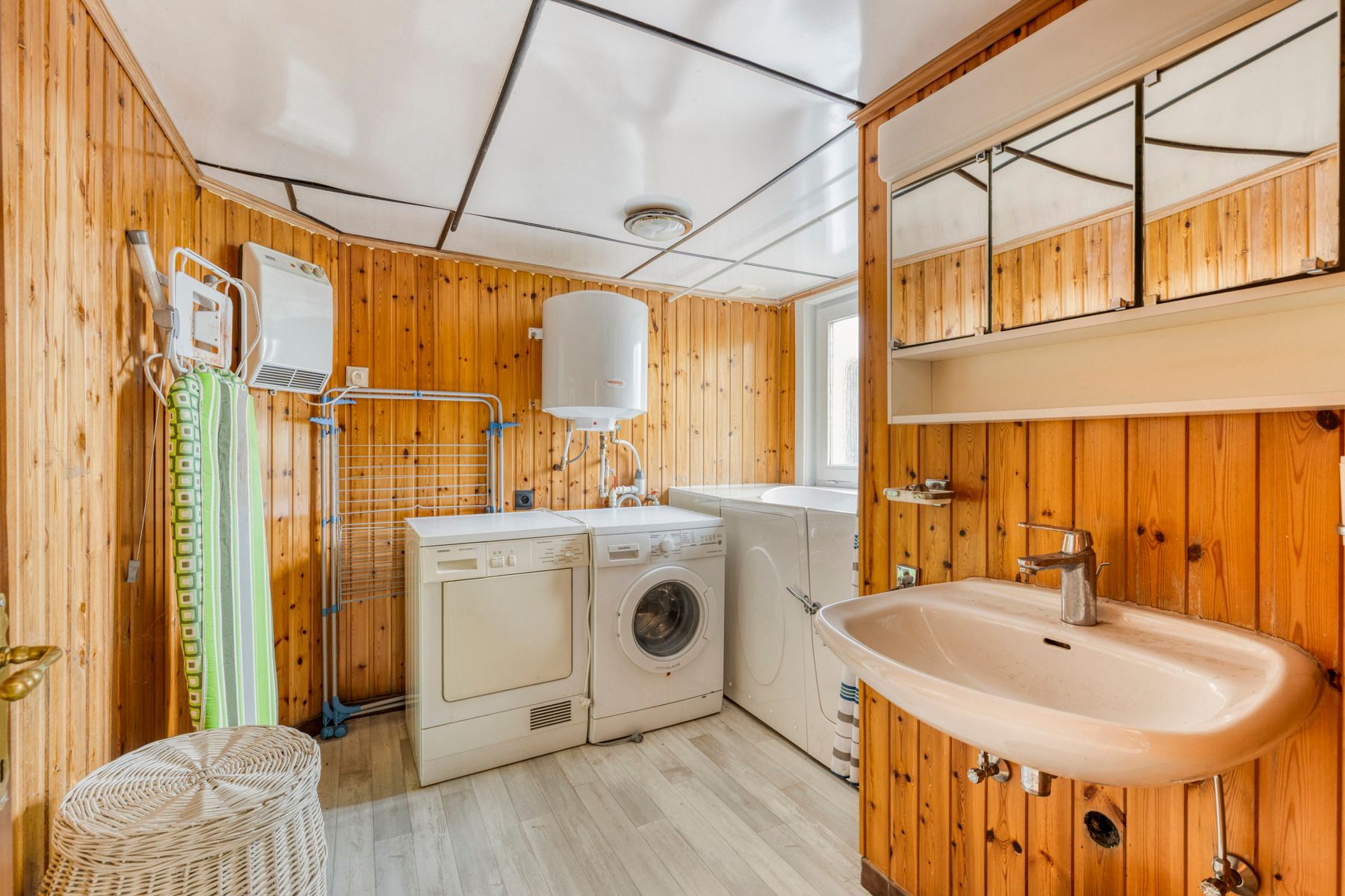 Te renoveren HOB op 9a 38ca met 3 slaapkamers! foto 14
