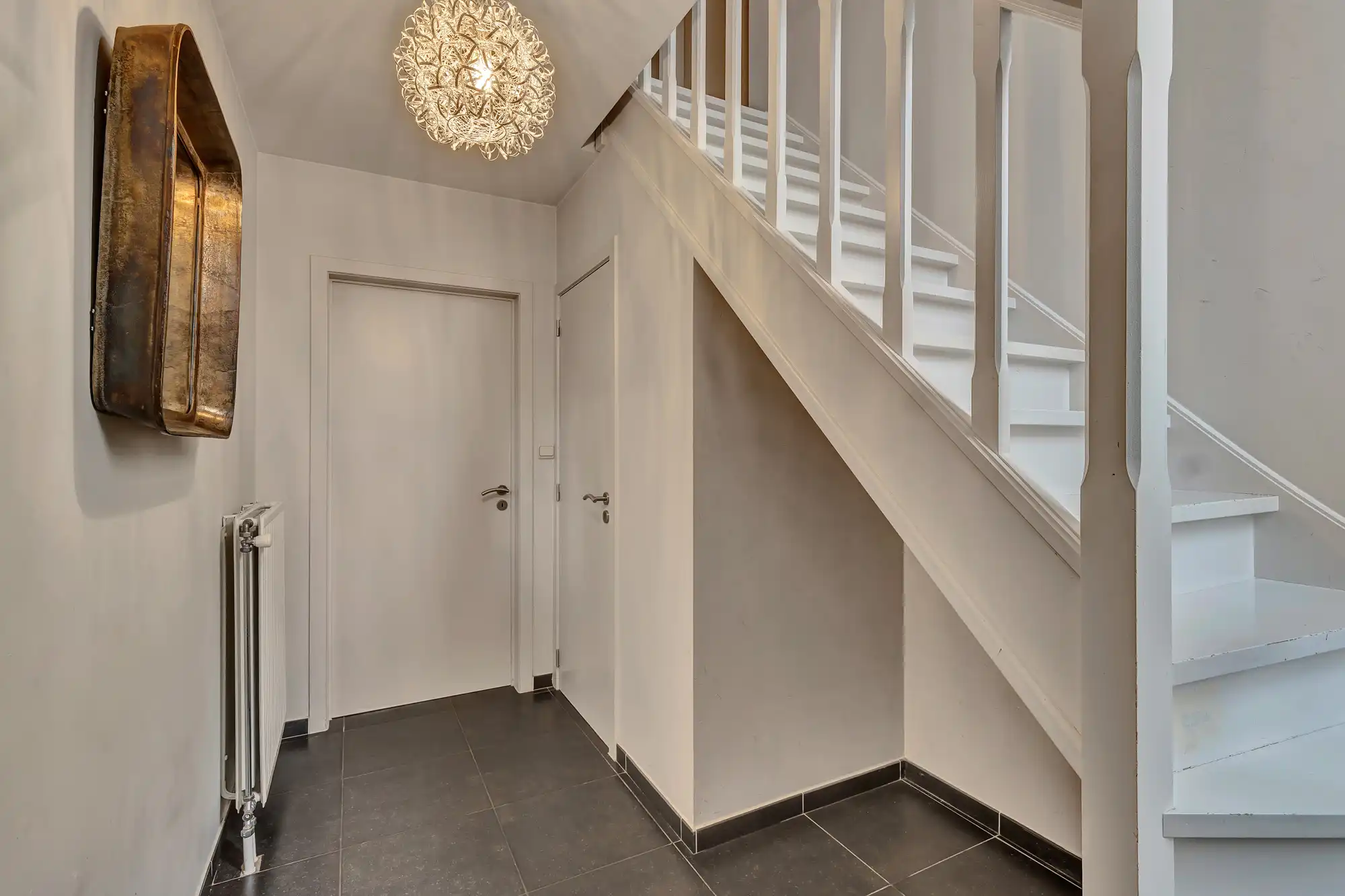 Ruime gezinsvilla in rustige, kindvriendelijke wijk foto 3