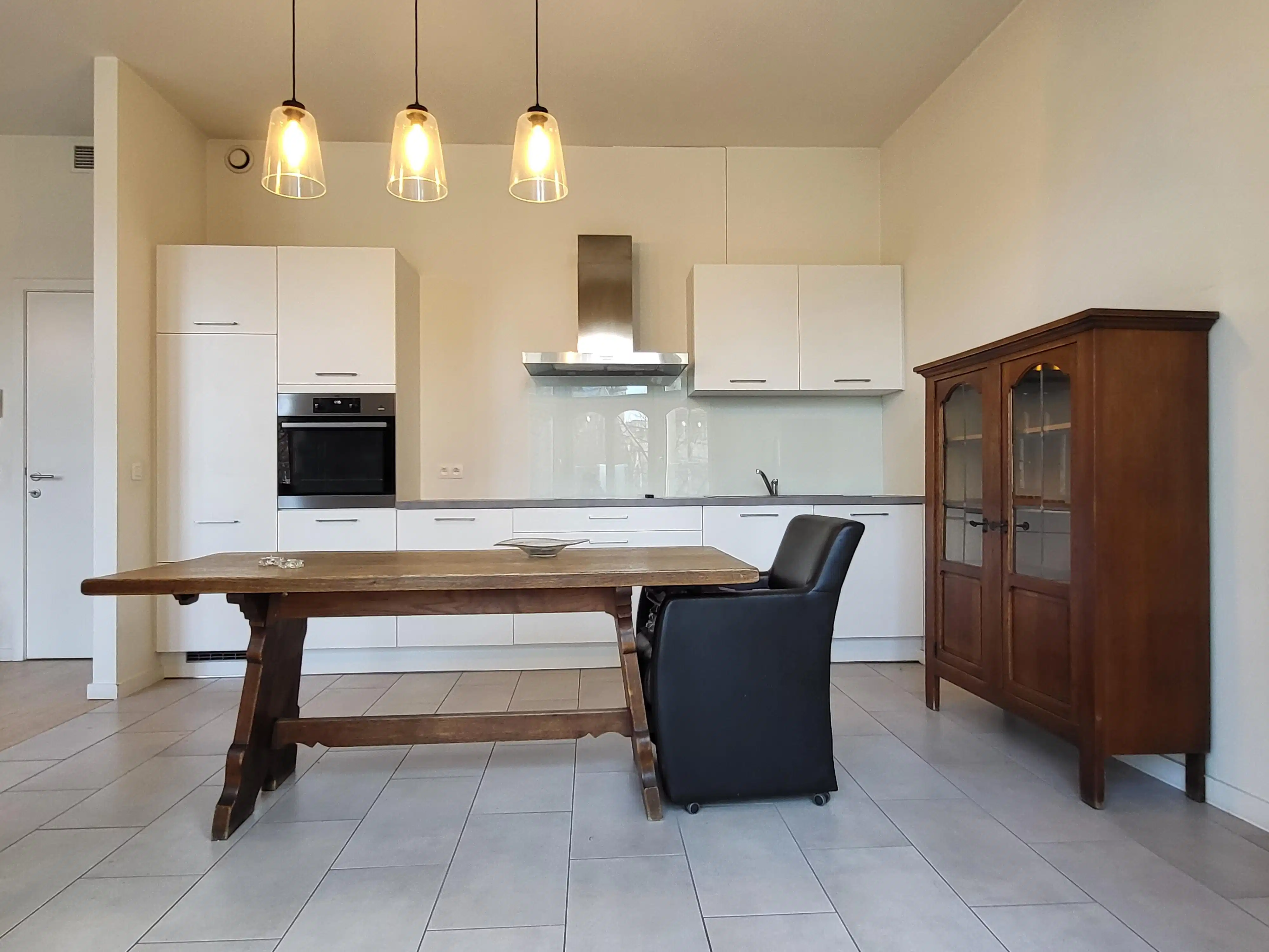 Prachtig energiezuinig appartement met 2 slaapkamers en zonnig balkon, in het centrum van de Stad Gent.  foto 12