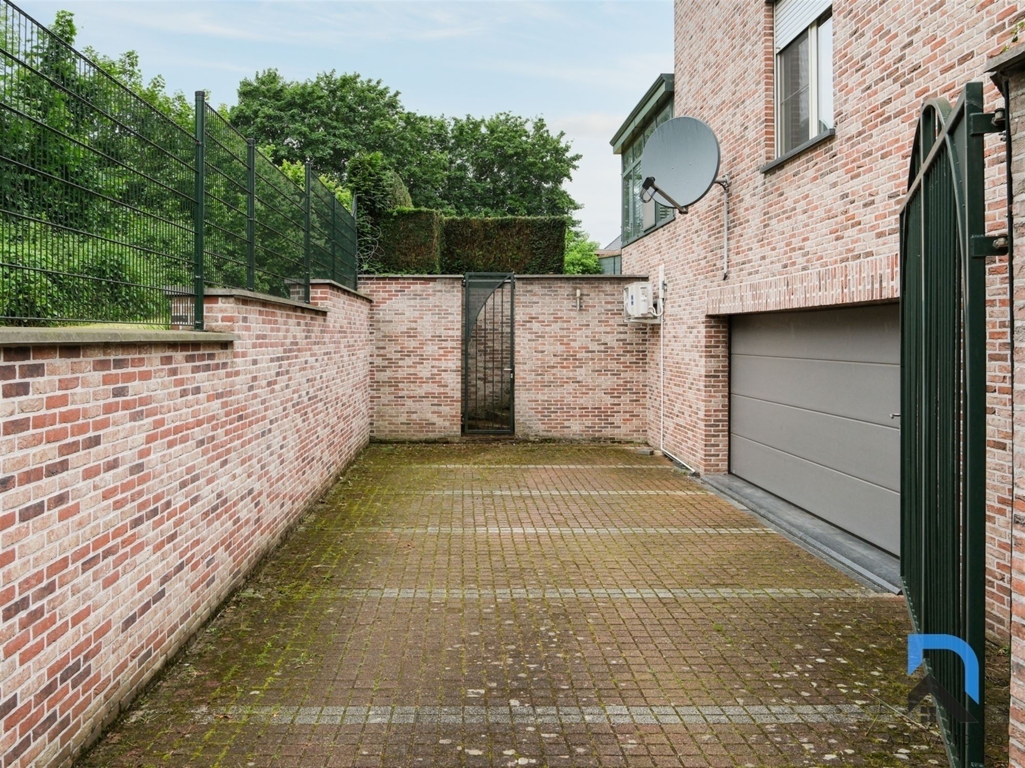 Prachtige woning op toplocatie met ruime tuin foto 27