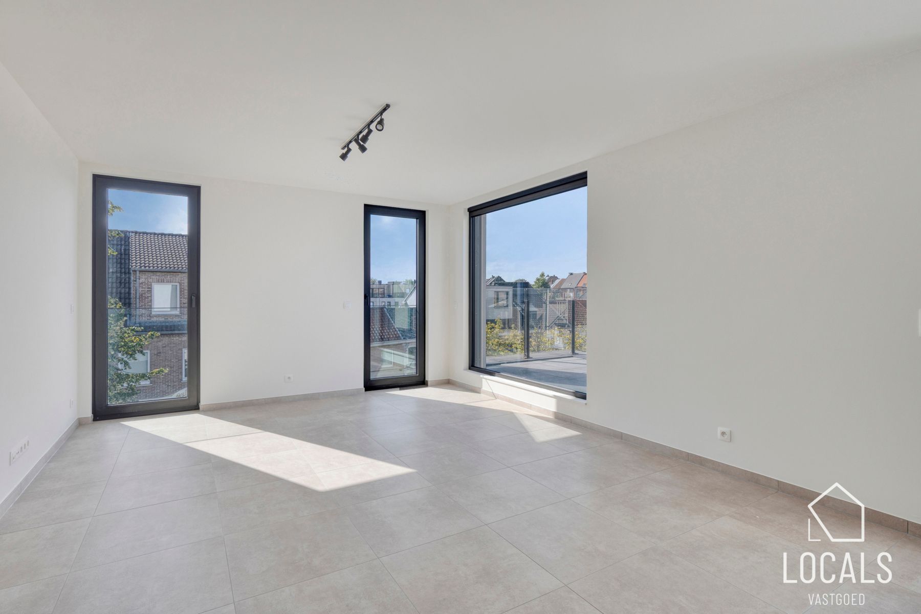Nieuwbouw appartement met autostaanplaats in centrum Ninove foto 3