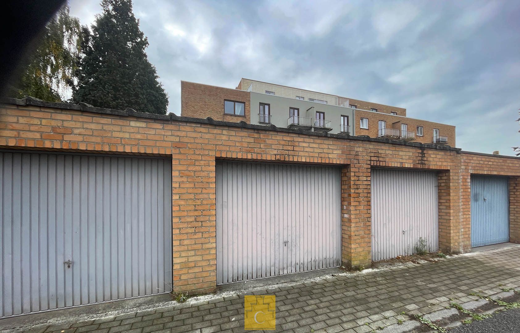 Ruim 3-slaapkamerappartement met terras in Sint-Andries foto 8