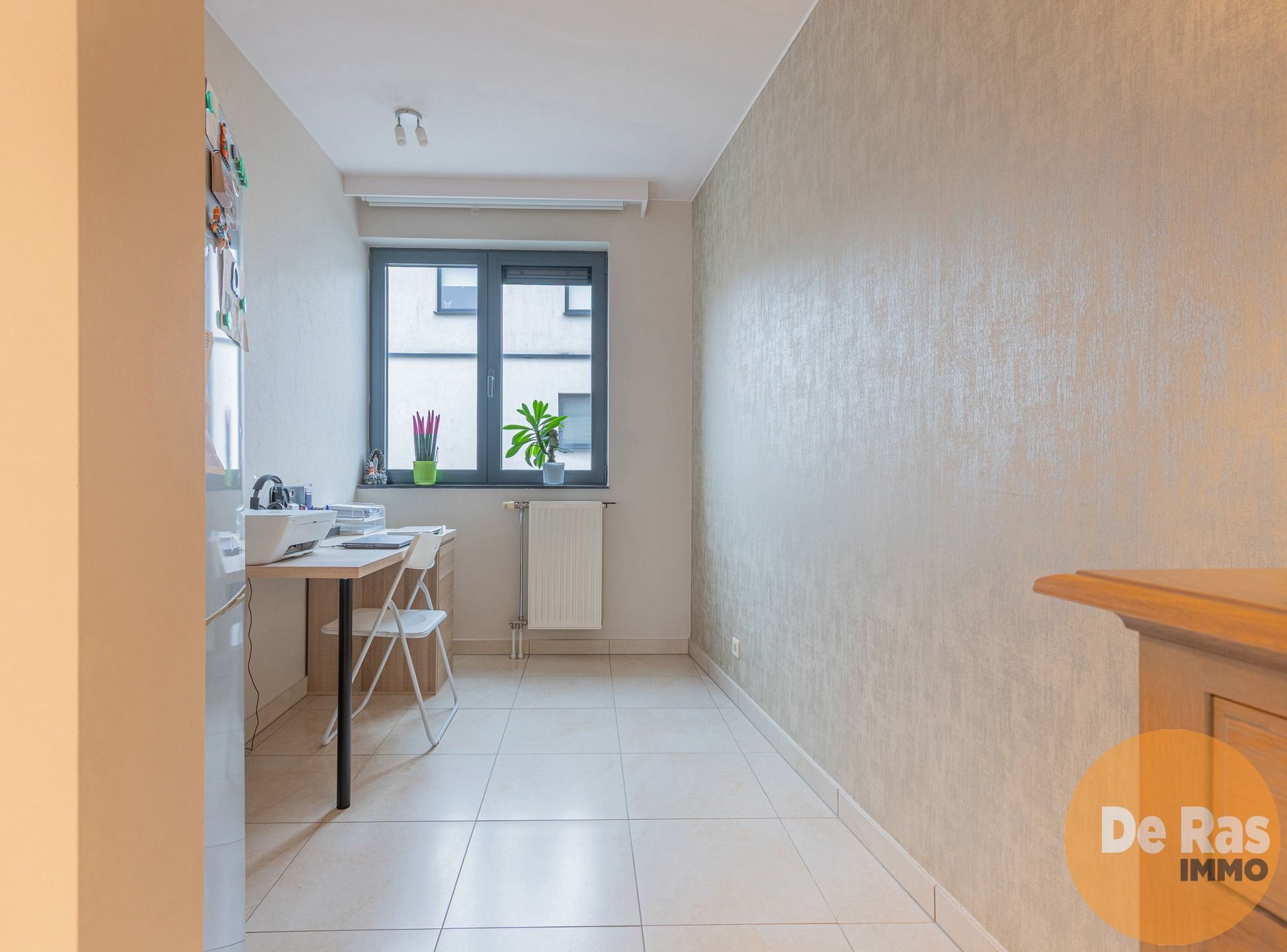 HERZELE - Ruim triplexappartement in centrum foto 12