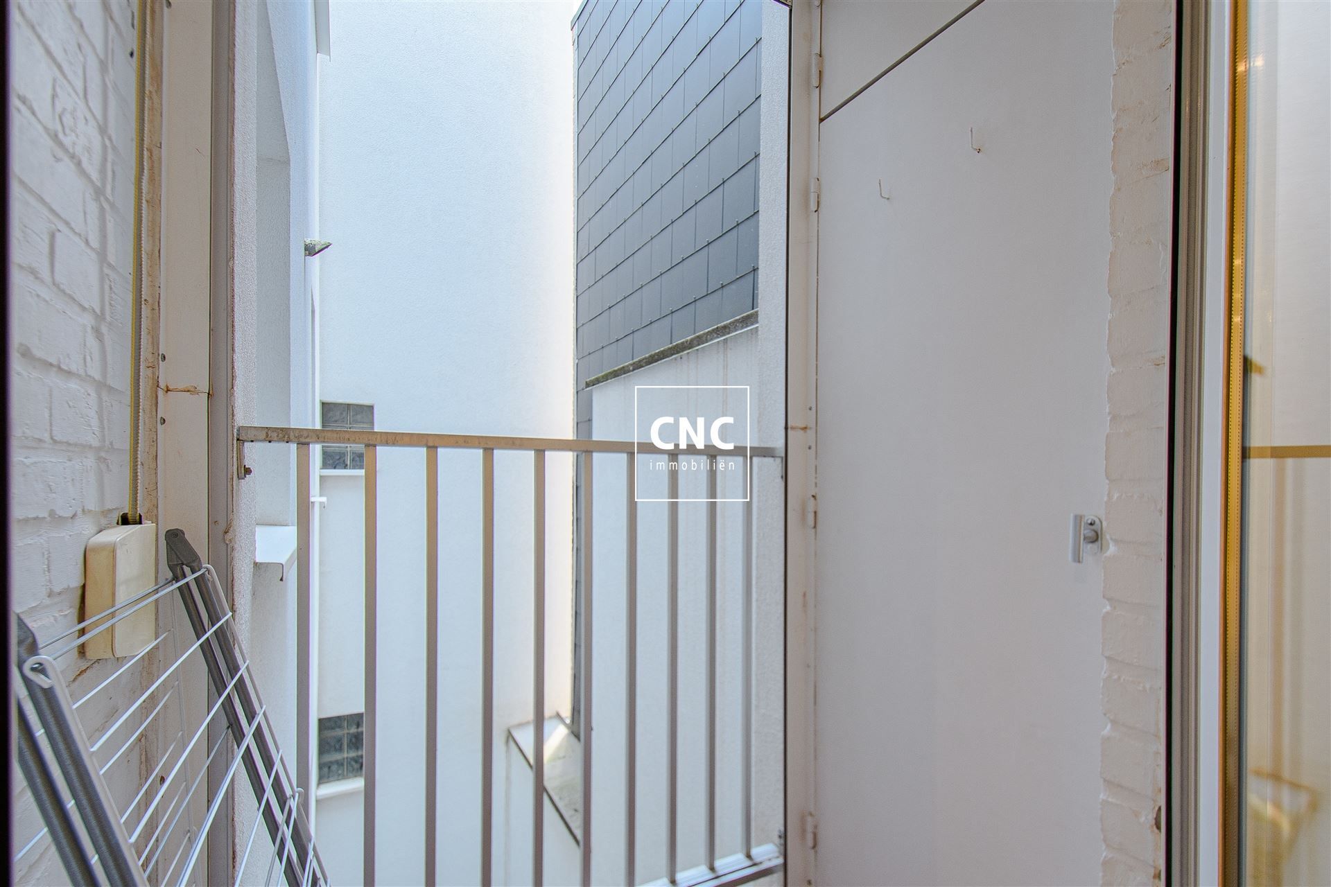 Volledig gerenoveerd appartement met karakter op toplocatie foto 14