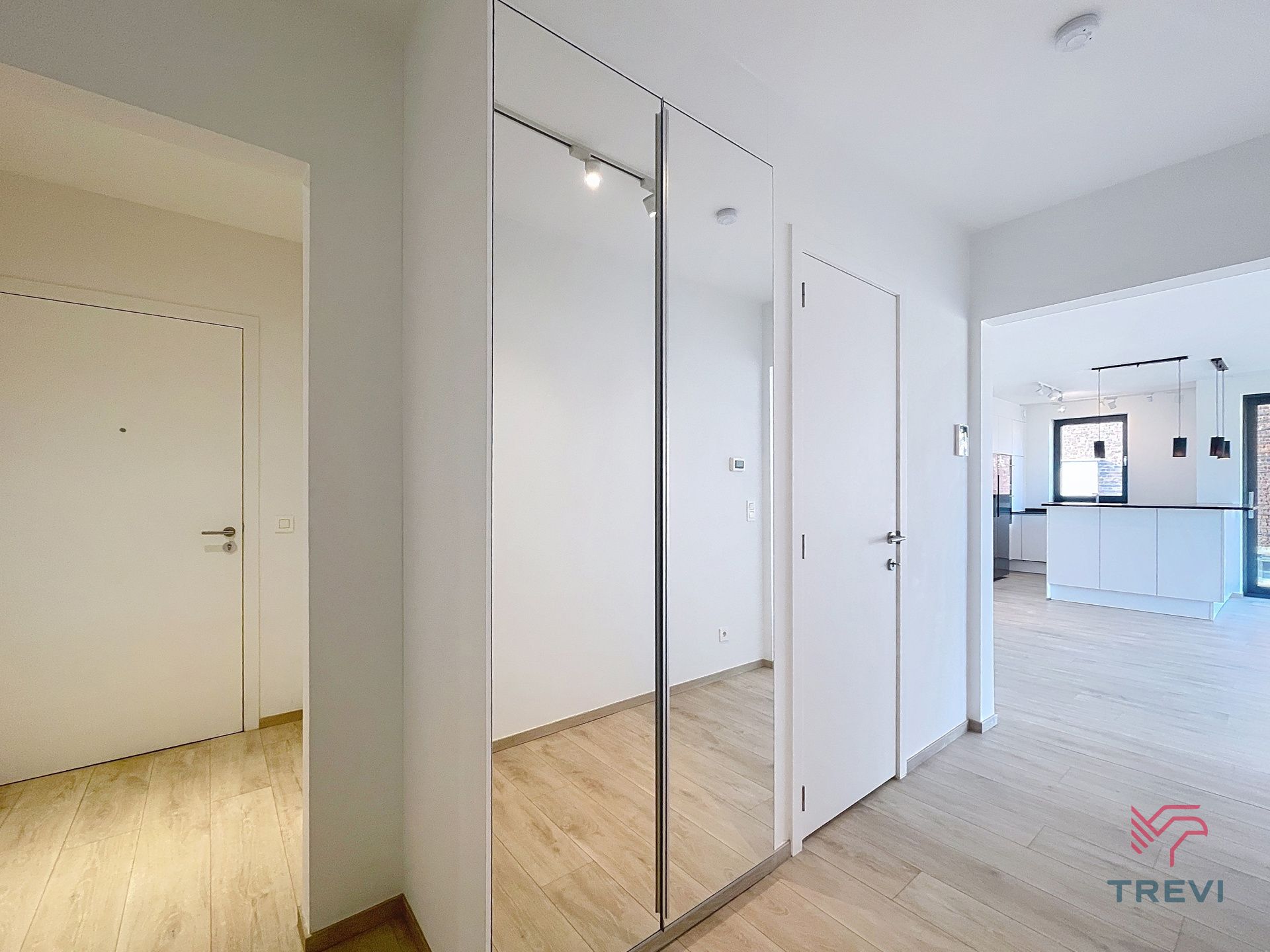 Prachtige duplex met 2 slaapkamers + kantoor met uitzicht op de vallei!  foto 16