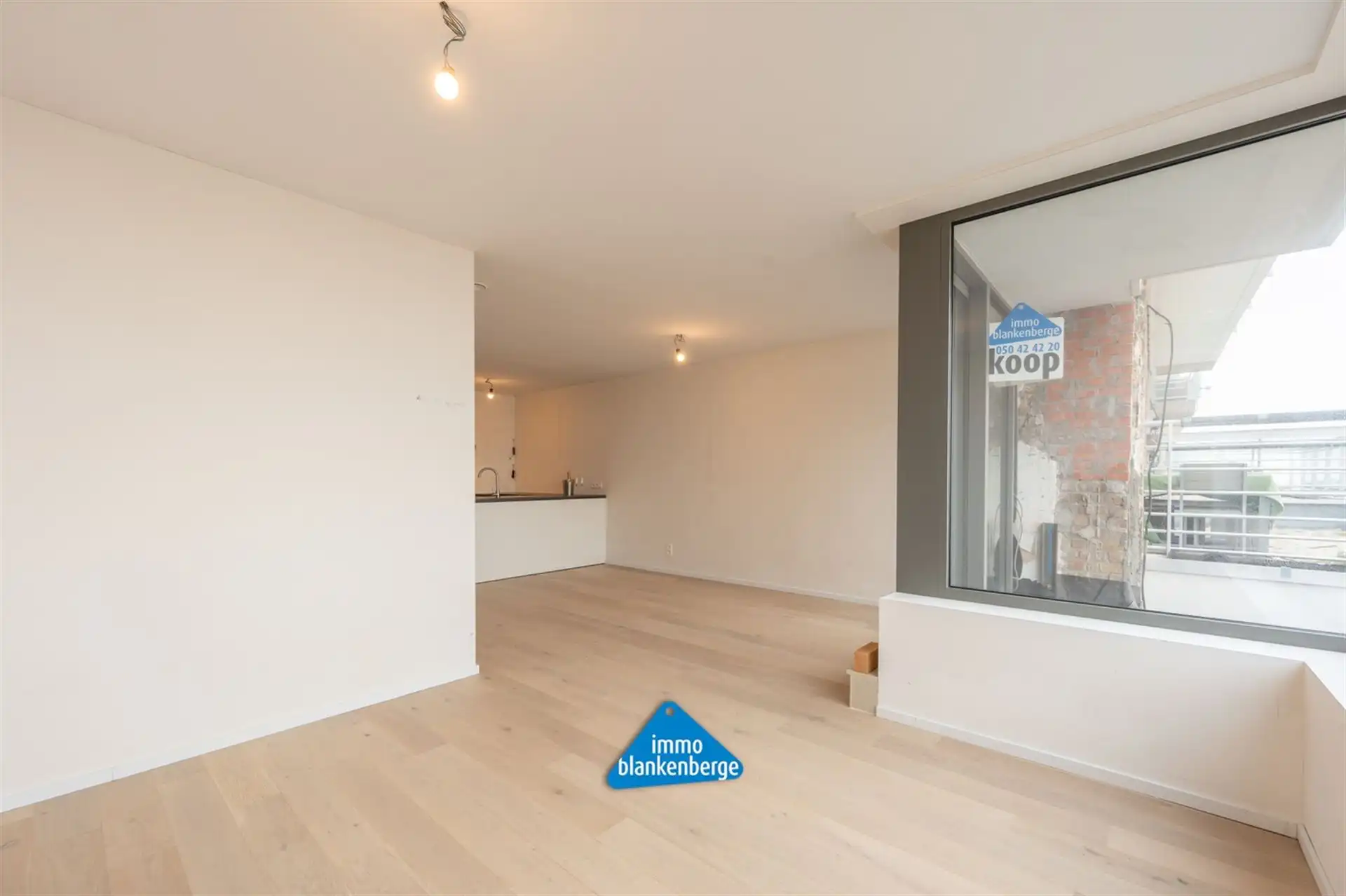 Uniek 2 slaapkamerappartement in Residentie Pier foto 3