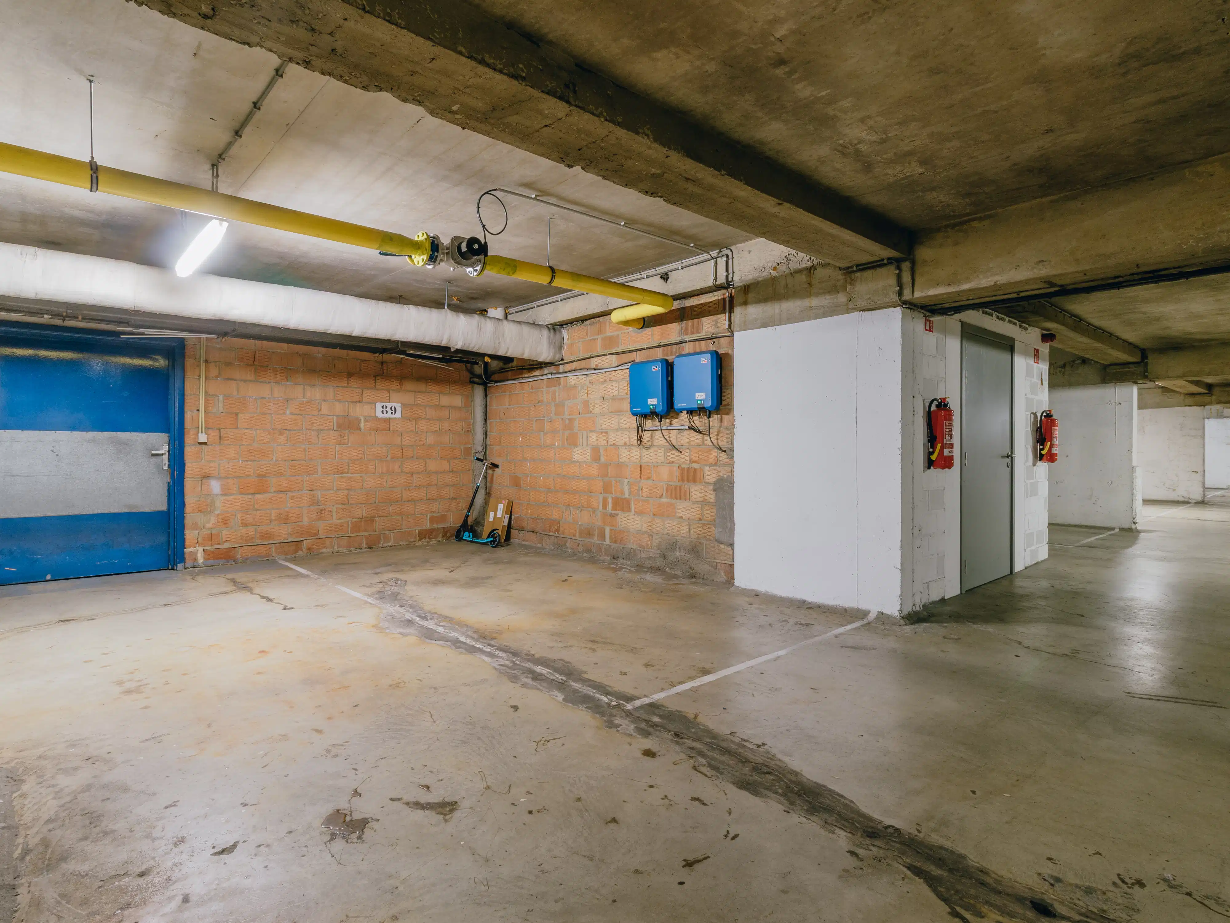 Instapklaar appartement met uitzicht op park foto 15