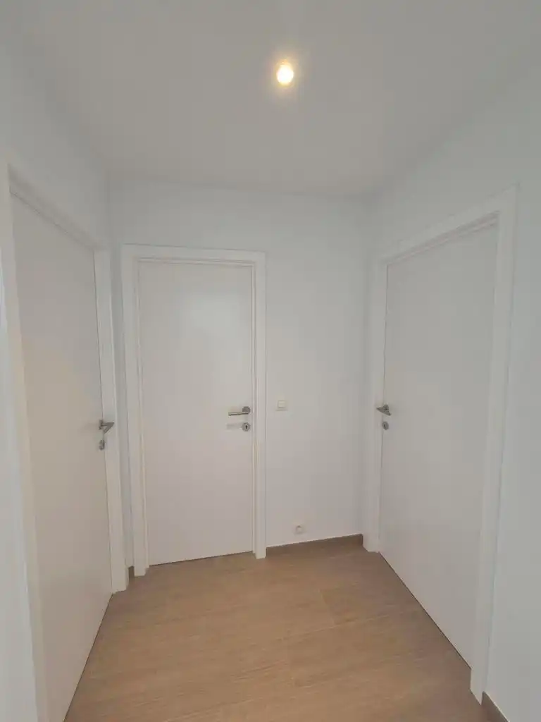 Nieuwbouw appartement met 2 slpks, terras en kelder foto 7