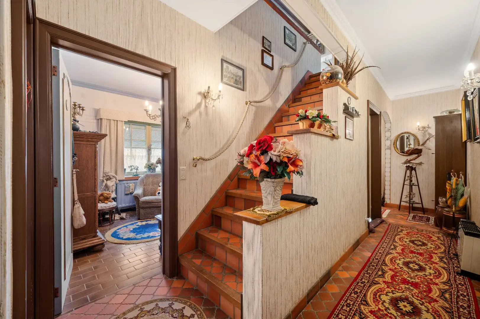 Veelzijdige villa met extra woonunit in het rustige Kumtich foto 17