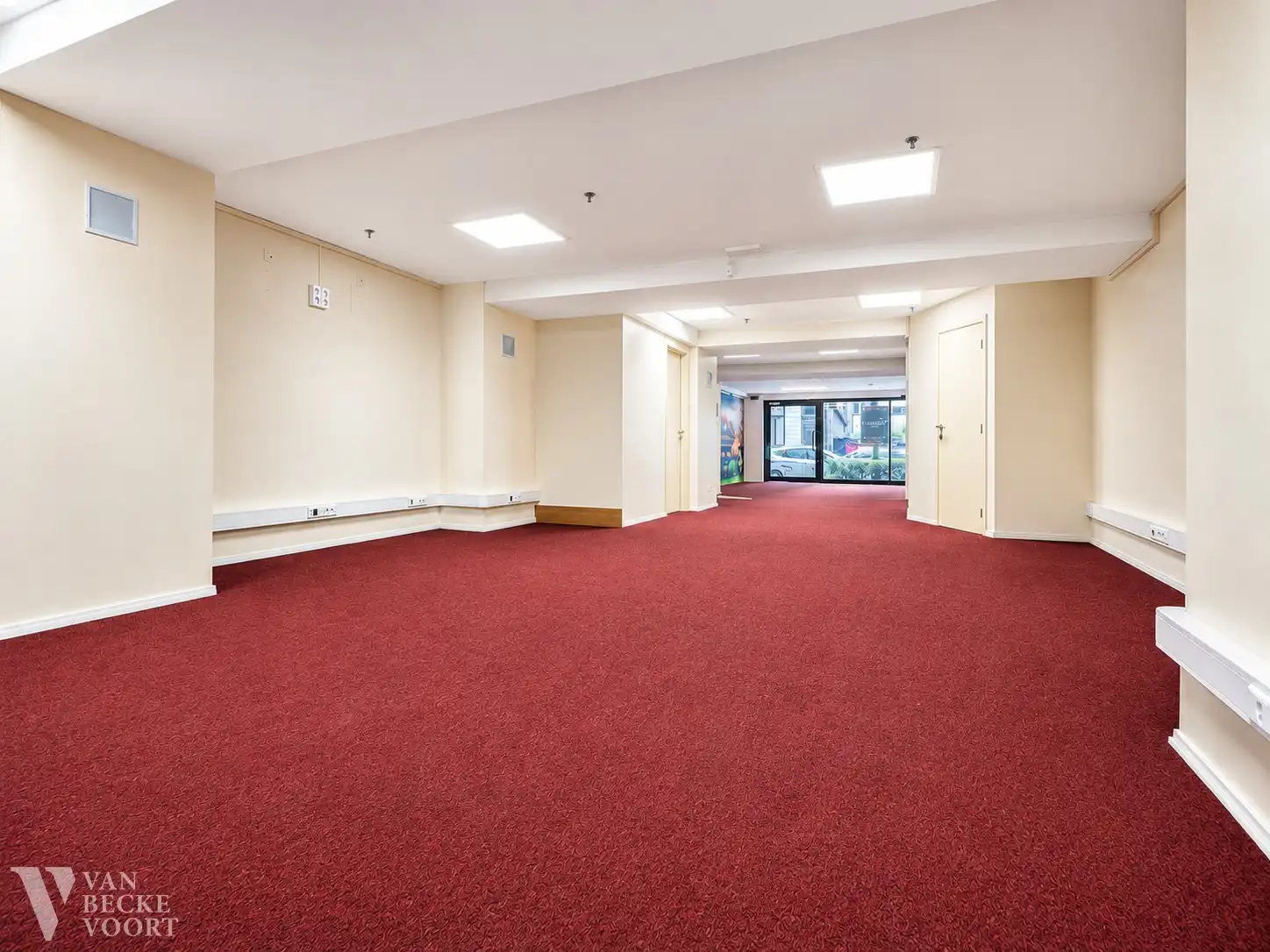 Handelsgelijkvloers 95m² foto 5