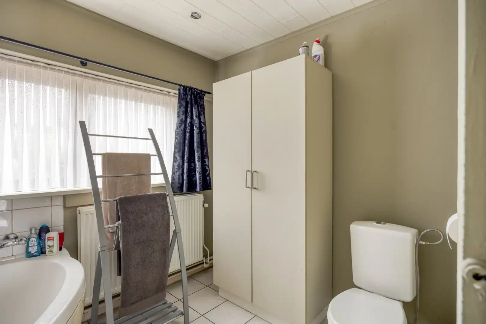 Instapklare woning met 3 slpks, zonnige tuin en vlotte bereikbaarheid !  foto 16