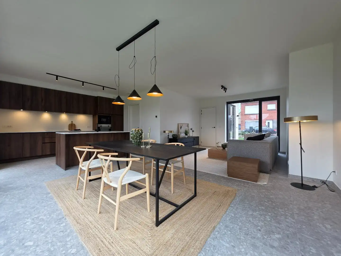 Nieuwbouwwoning E-peil 5 met terras en grote aangelegde tuin, gelegen in het woonproject Lijstergalm in Kuurne. foto 3