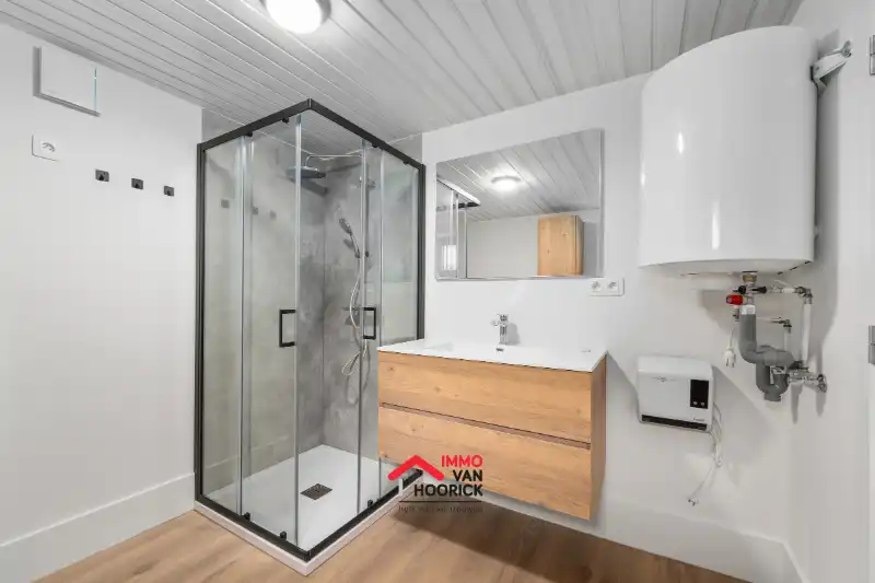 Prachtige gerenoveerde rijwoning! foto 13