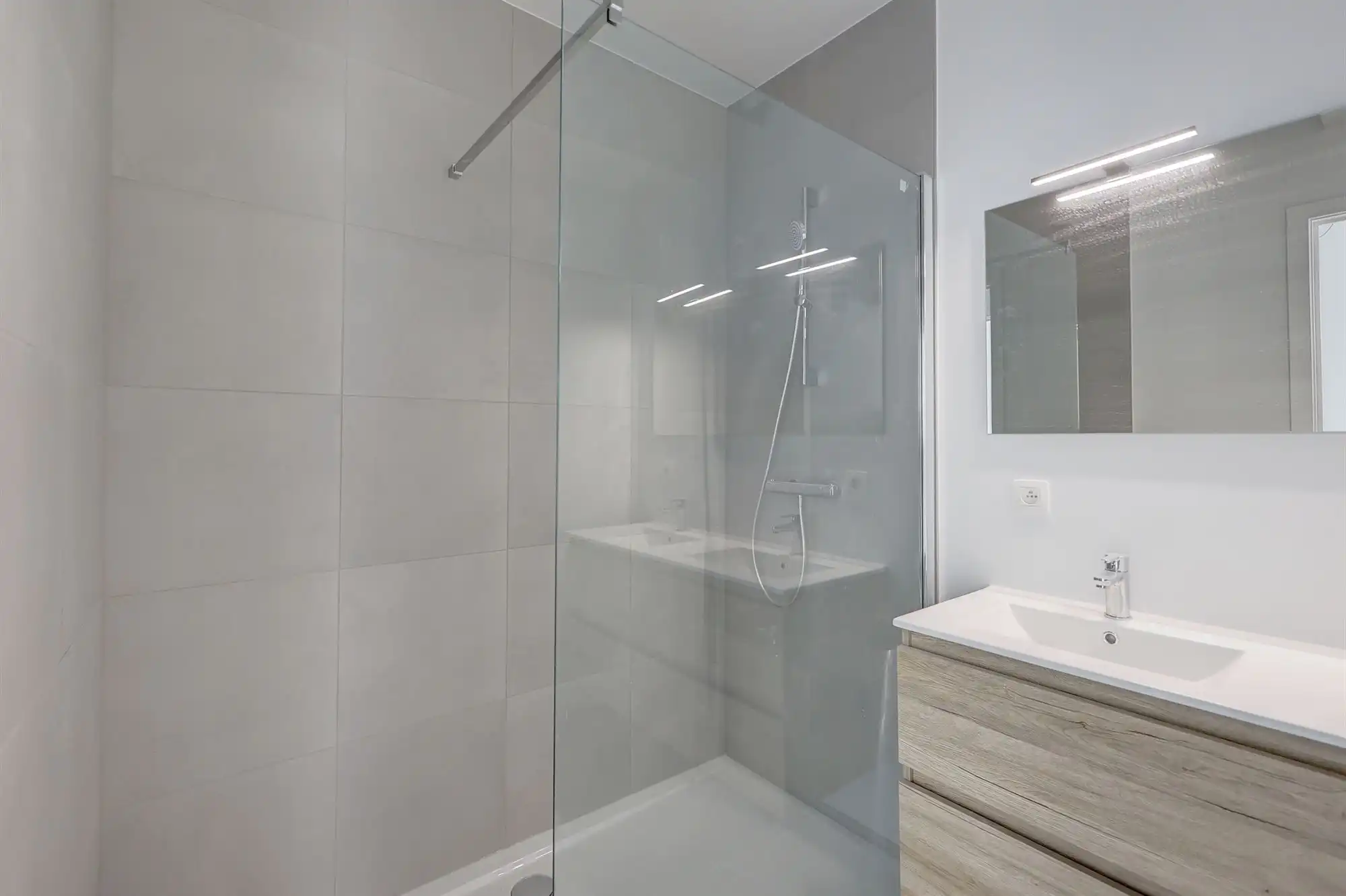 Nieuwbouwappartement met staanplaats in Lier foto 11