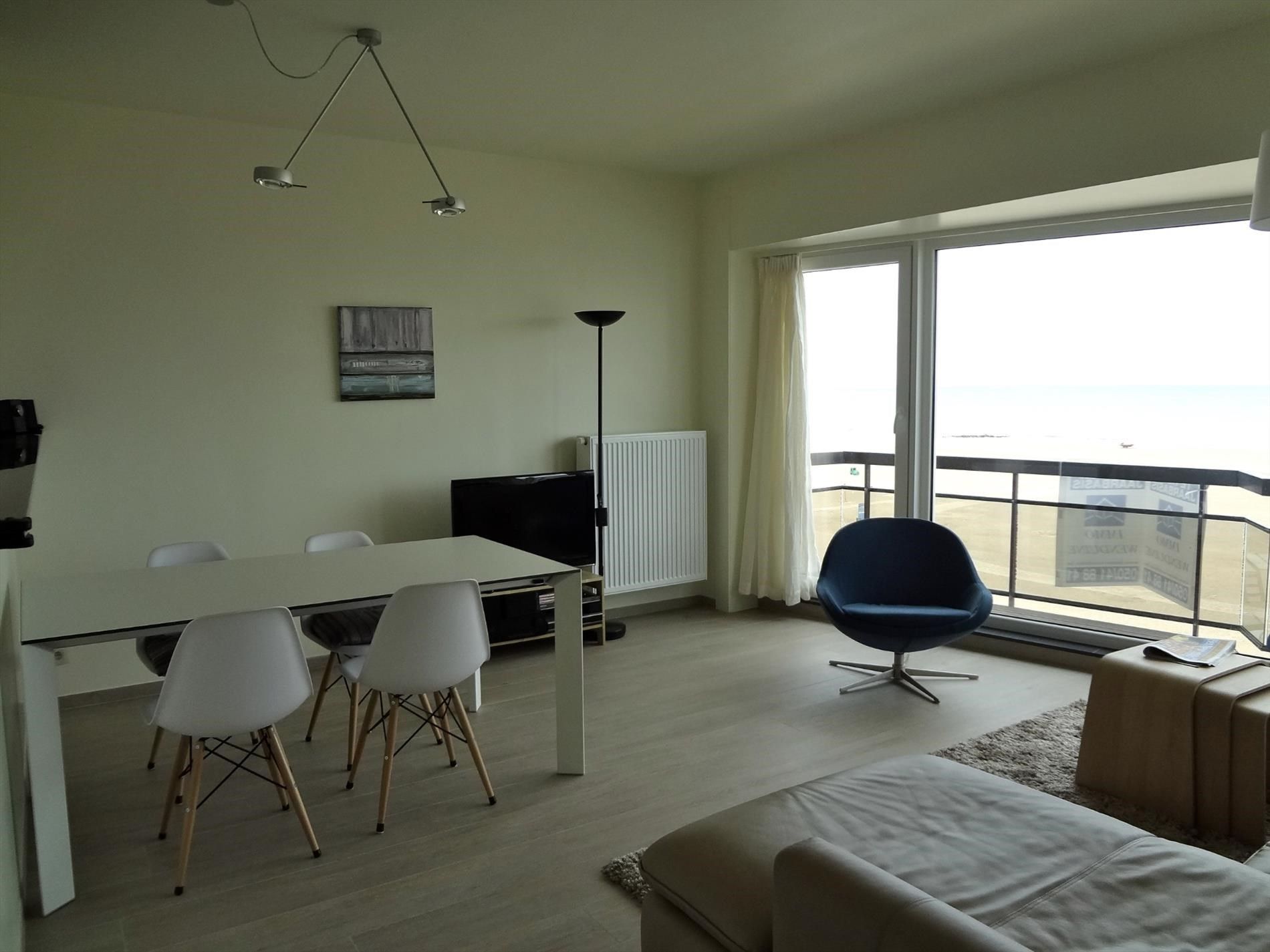 Luxe appartement zeedijk Wenduine foto 5
