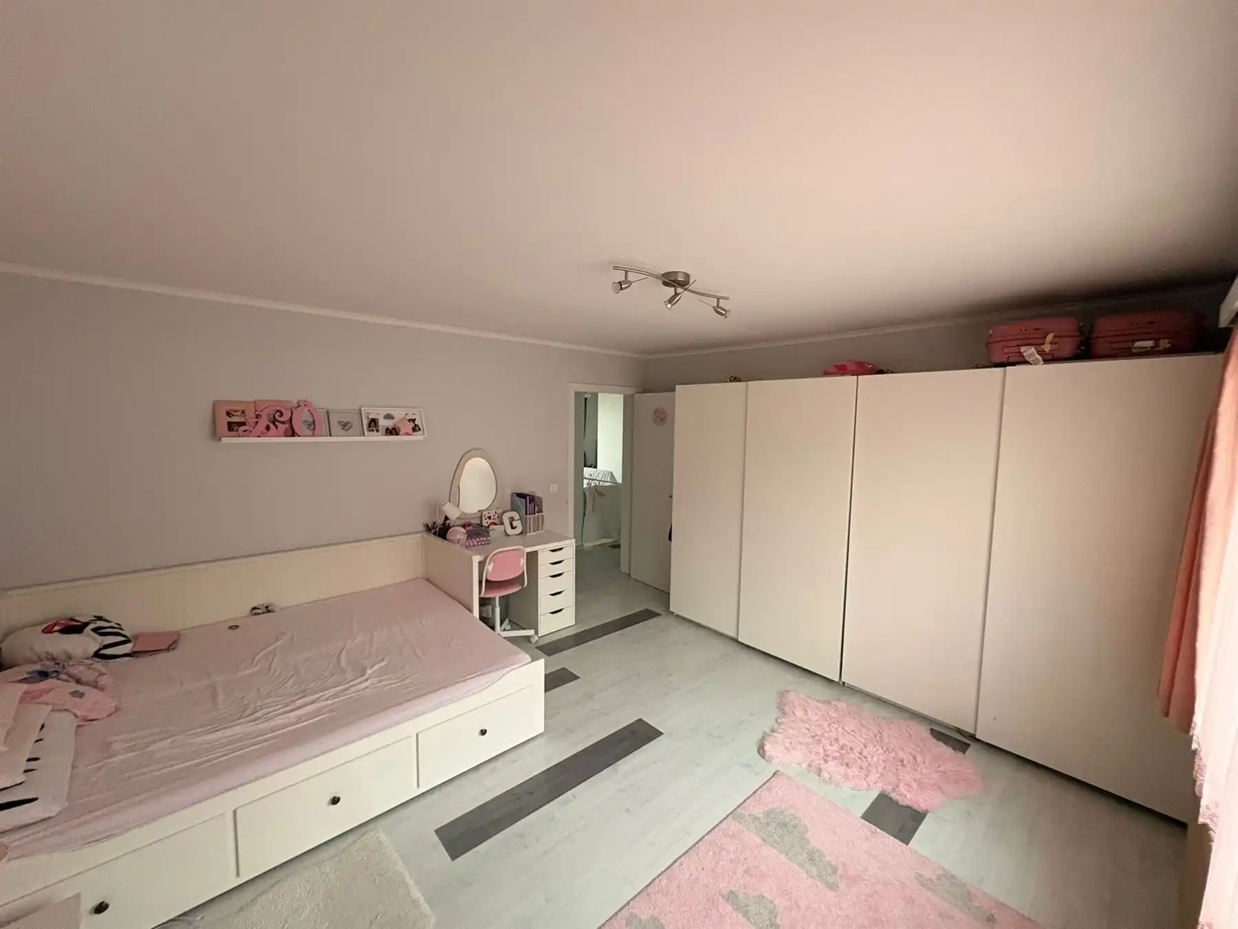 APPARTEMENT OP DE 1 E EN 2 E VERDIEPING foto 11