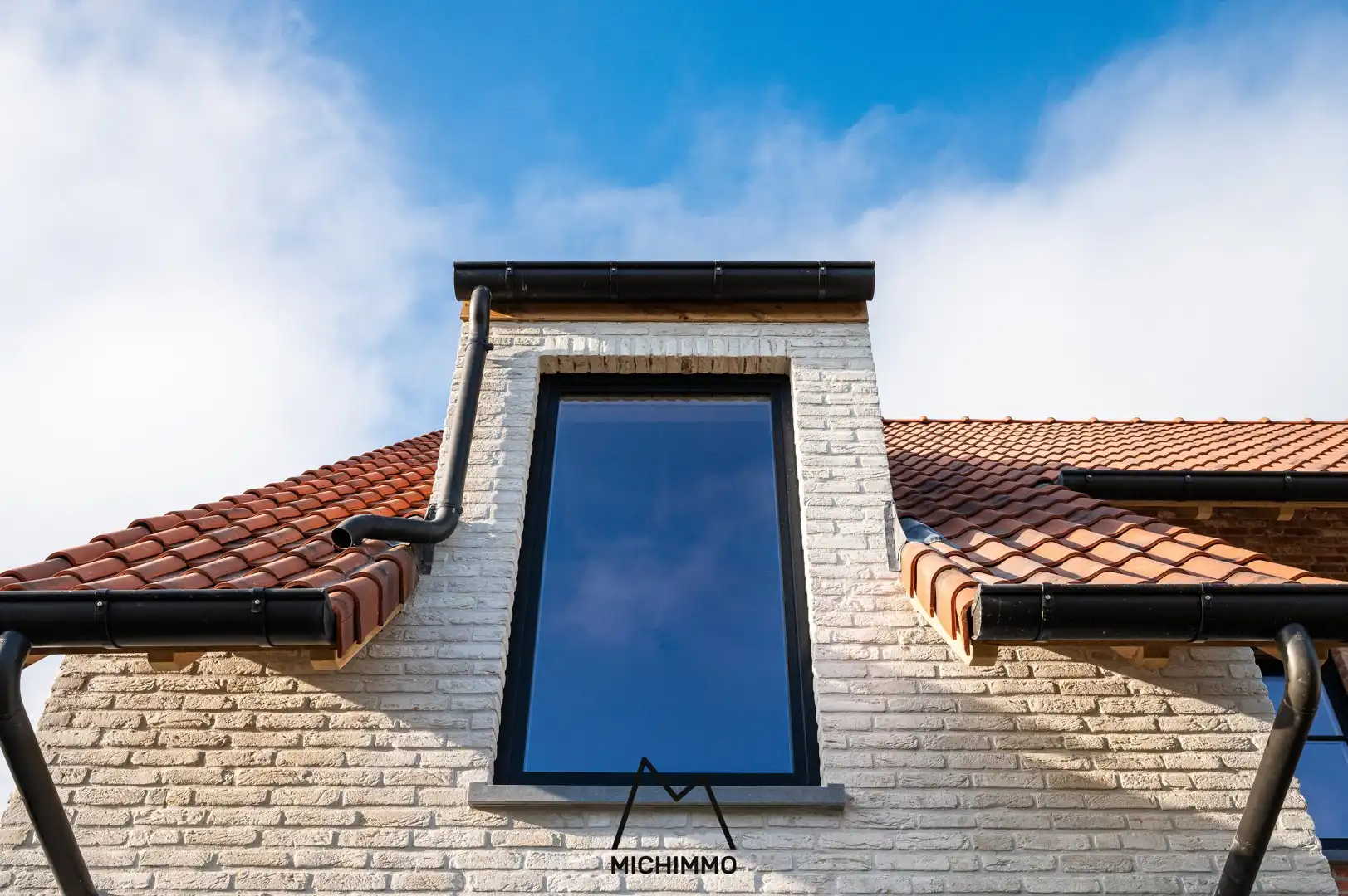 Fantastische nieuwbouwwoning met vier slaapkamers op hele leuke locatie. foto 9