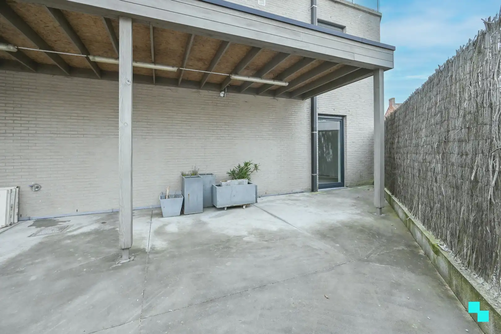 Instapklaar nieuwbouwappartement met tuin te Emelgem foto 22