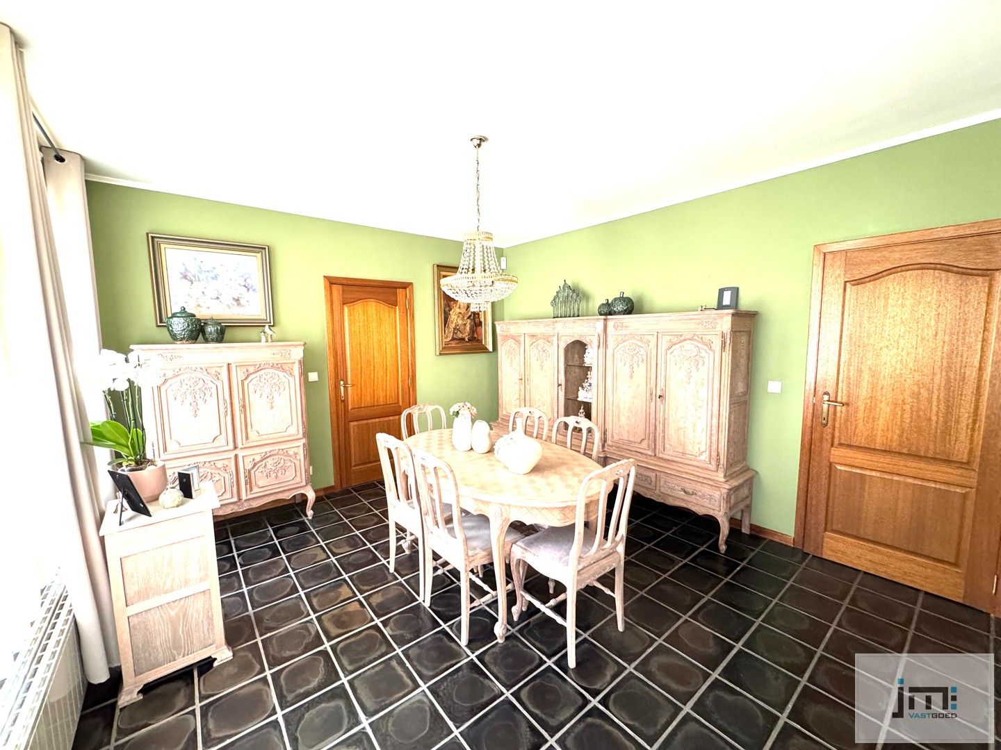 Instapklare en energiezuinige woning in hartje Borgloon foto 3