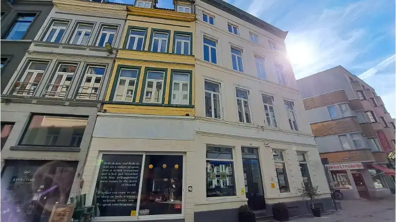 Unieke Opbrengsteigendom te koop in de Madridstraat in Oostende foto 20