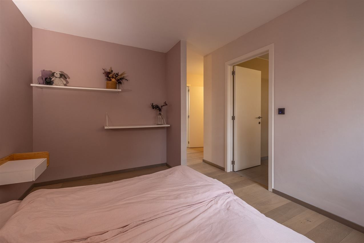 Penthouse met 3 slpk., riant terras, autostaanplaats en kelderberging foto 39