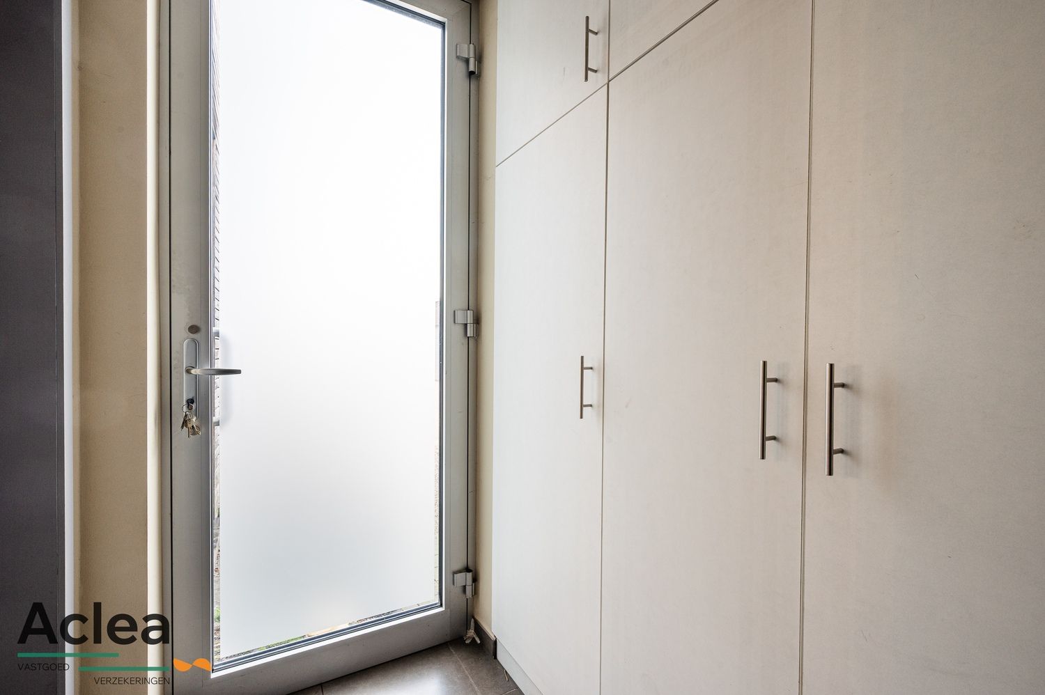 Woning met 3 slaapkamers, garage en 2 ruime terrassen in rustige woonomgeving foto 12