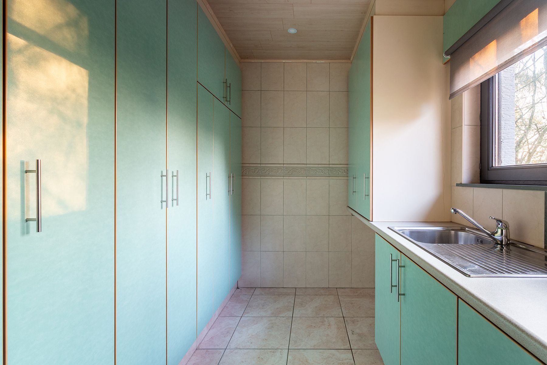 Edegem - Villa met 4 slpkamers + garage + ruim magazijn 500² foto 15