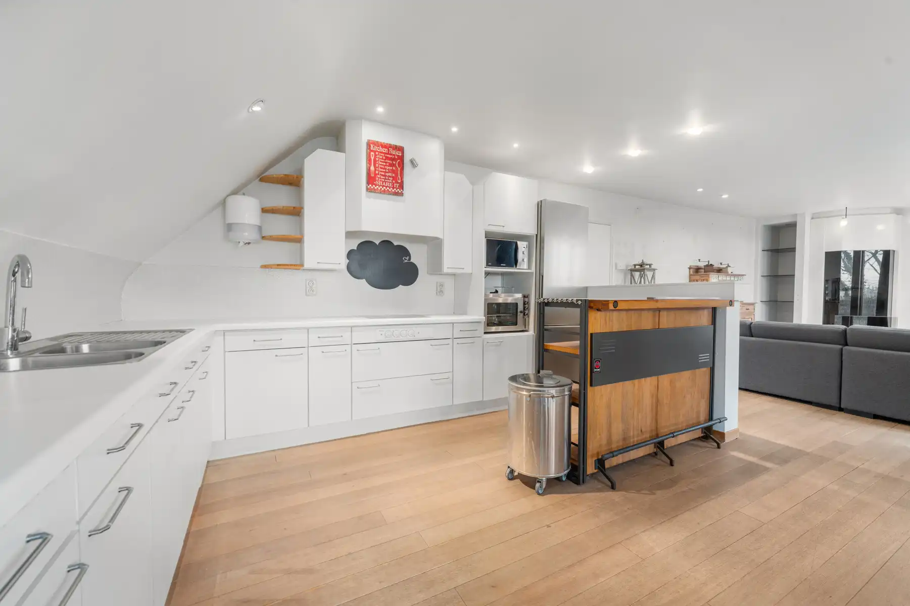 Karaktervol handelspand met woonst in Wulpen foto 14