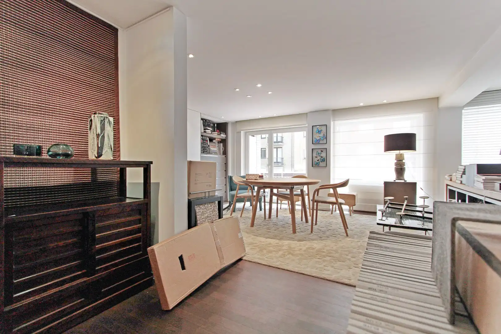 Handelsgelijkvloers met terras Zeedijk Zoute 786 te huur  foto 12