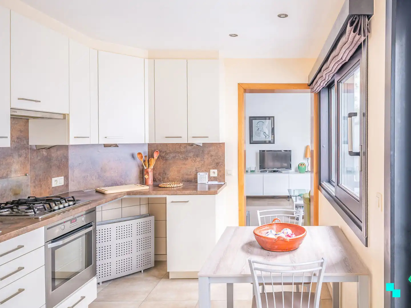 Charmante rijwoning met gezellige tuin te Gentbrugge foto 8