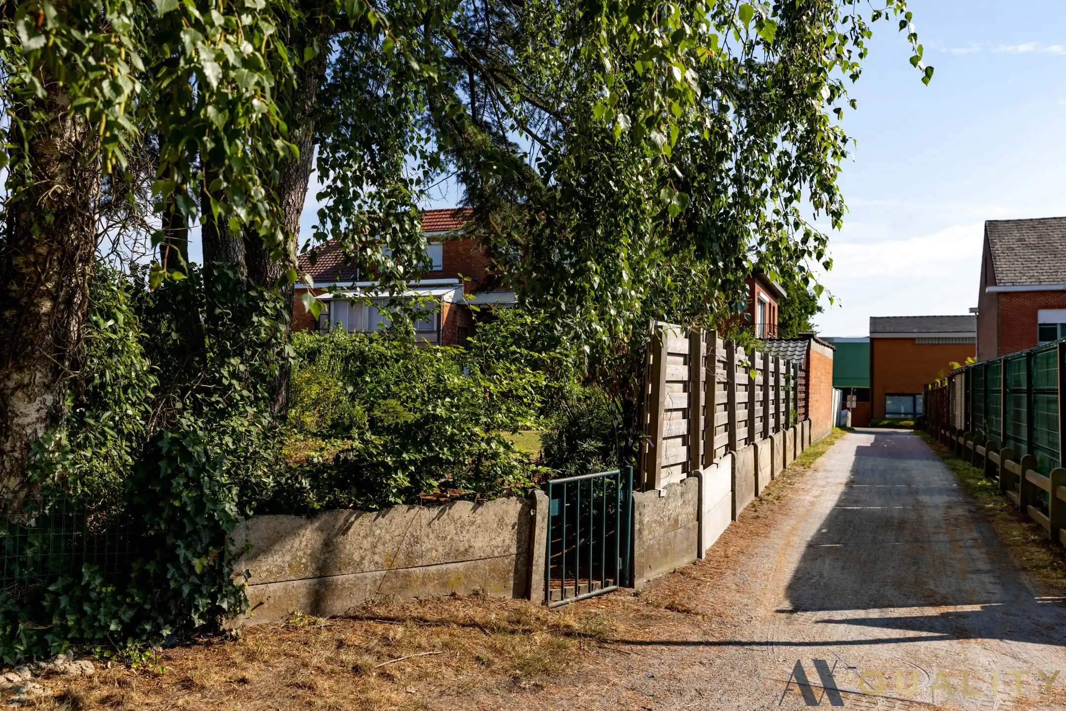 Halfopen bebouwing met 3 slaapkamers, garage en tuin nabij centrum Bornem foto 5