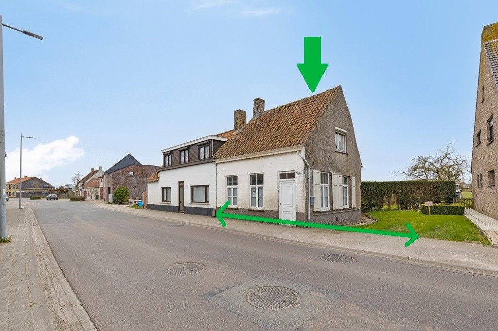 Hoofdfoto van de publicatie: ALVERINGEM: Te renoveren/te slopen woonhuis "echt niet ver van de platse" met zongerichte tuin op 478m² grondoppervlakte.