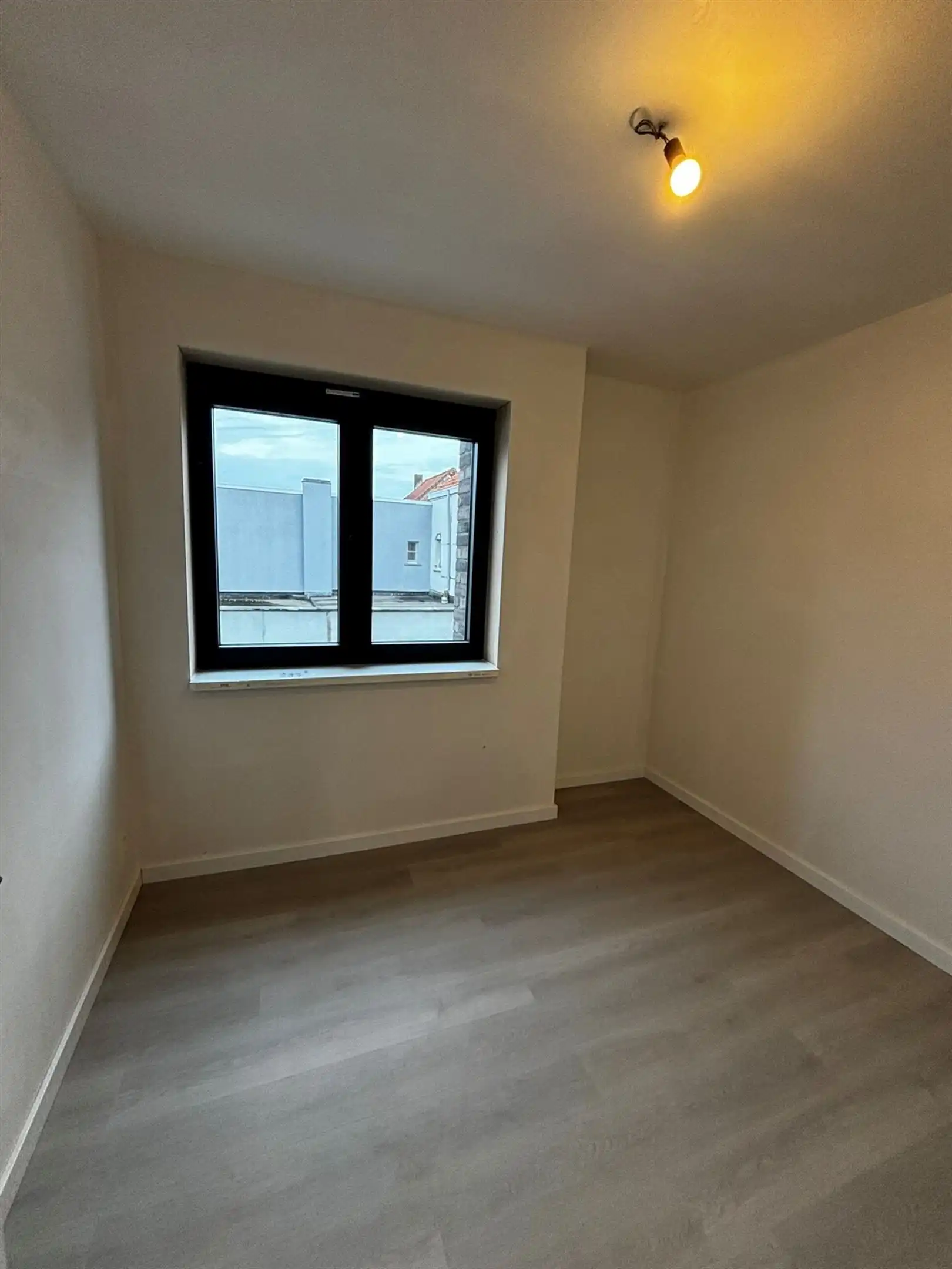 Nieuwbouw met 4 slaapkamers foto 16