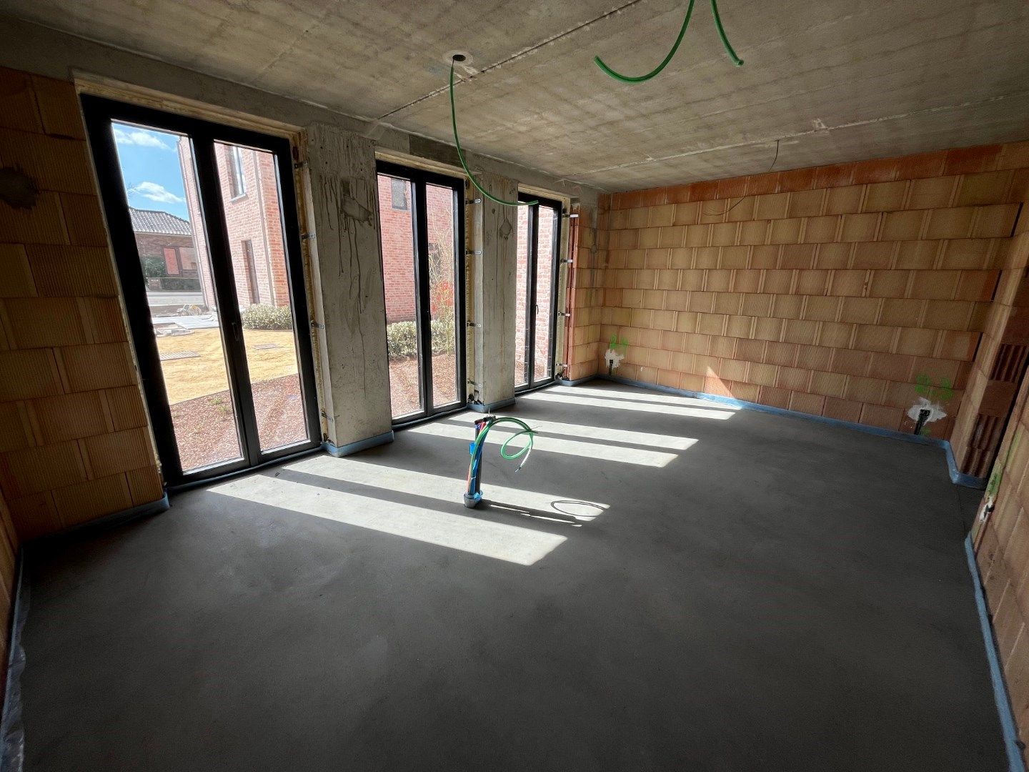 Landelijke nieuwbouwwoning in hartje Dikkelvenne foto 7