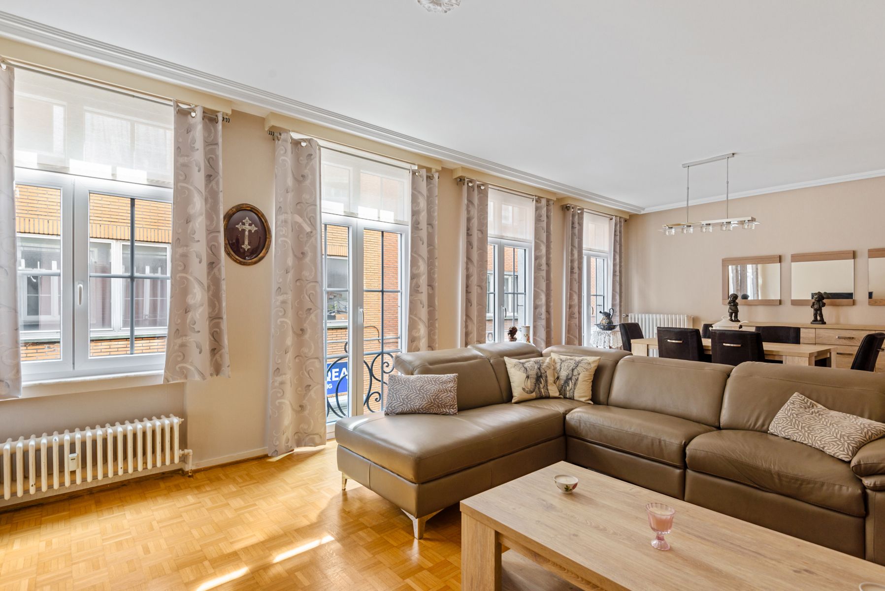 Authentiek appartement met 3 kamers  foto 3