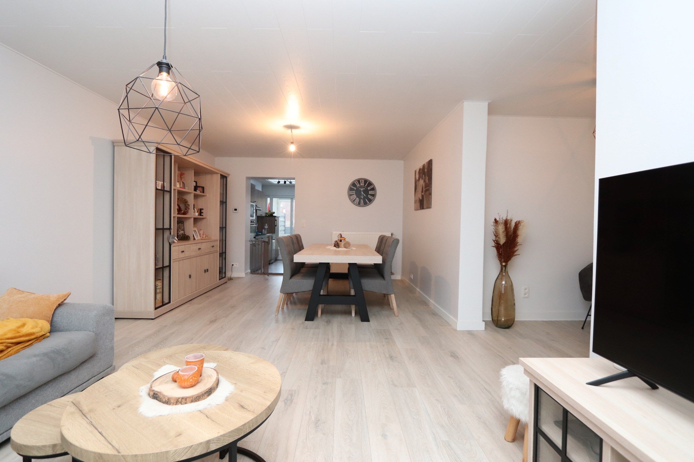 CENTRALE DRIESLAAPKAMER WONING MET TUIN foto 4