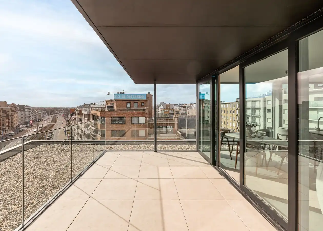 PRACHTIGE NIEUWBOUWPENTHOUSE OP 50m VAN HET STRAND foto 4