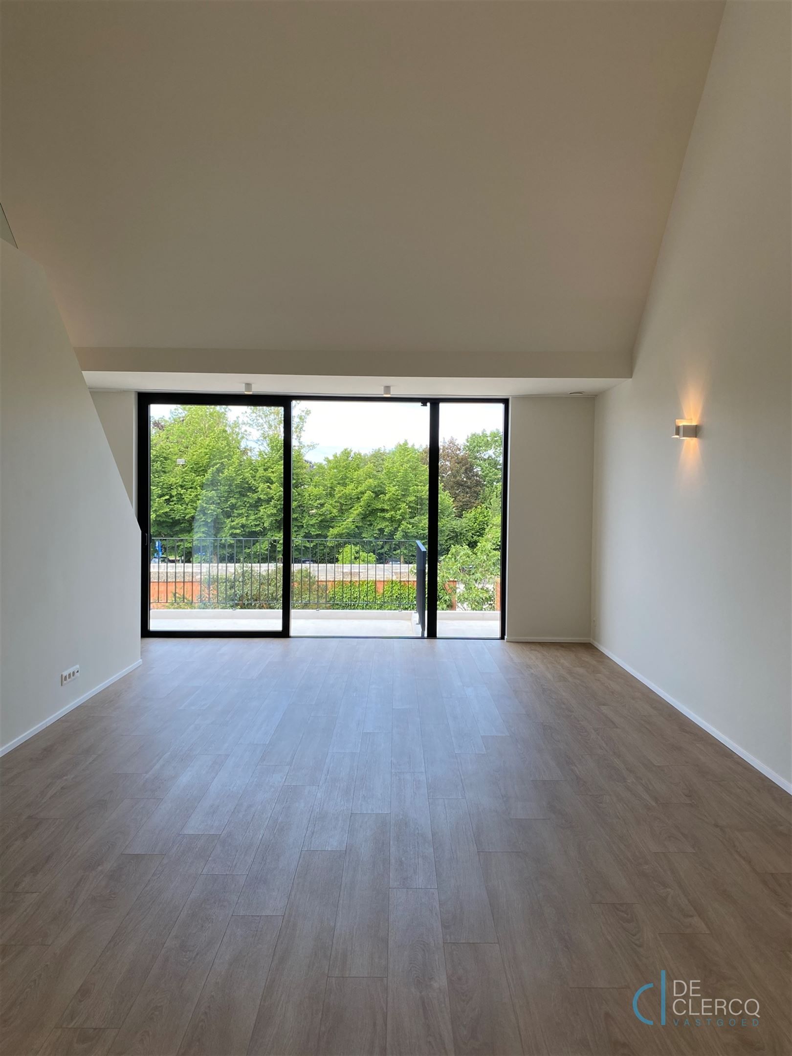 Prachtig duplex appartement TE HUUR op toplocatie in Lochristi! foto 7