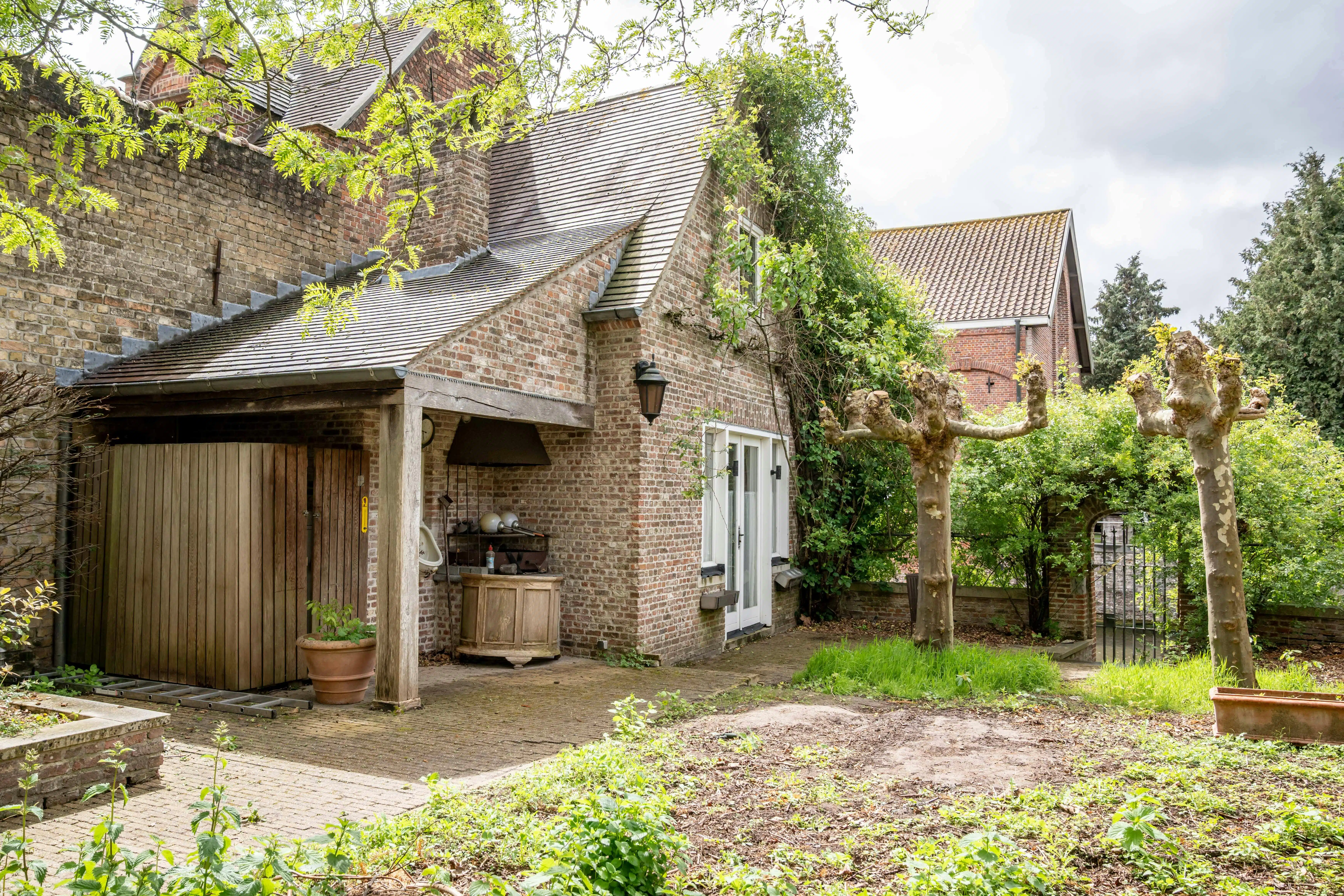 Exclusief herenhuis te koop in hartje brugge foto 20