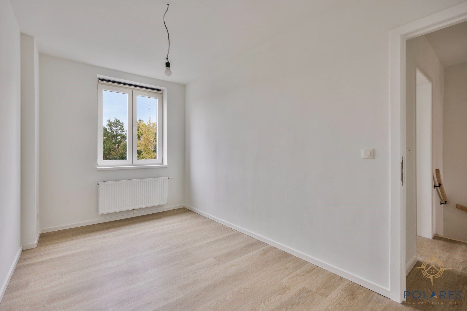 Gerenoveerde halfopen bebouwing op een uitstekende locatie. foto 13