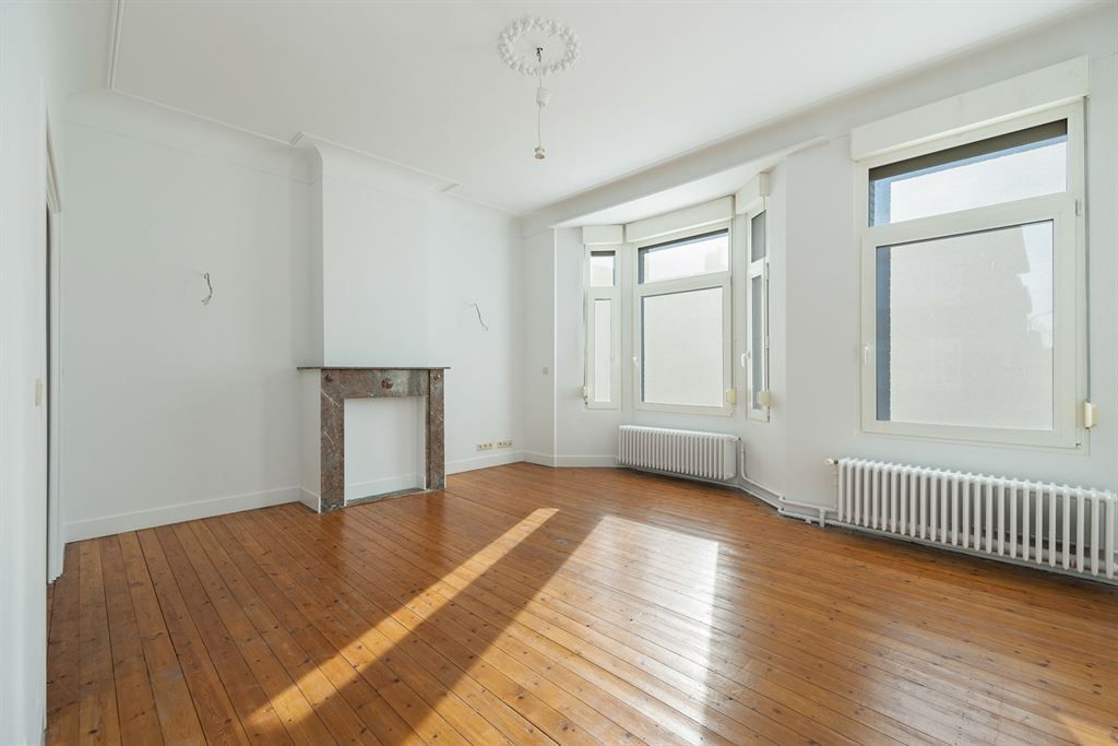 Stijlvol gerenoveerde woning met zonnige tuin! foto 15
