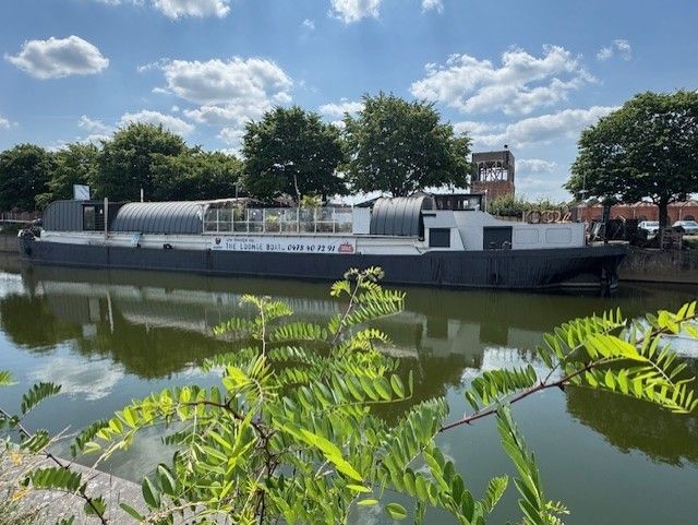 HORECABOOT met WOONST te AALST foto {{pictureIndex}}