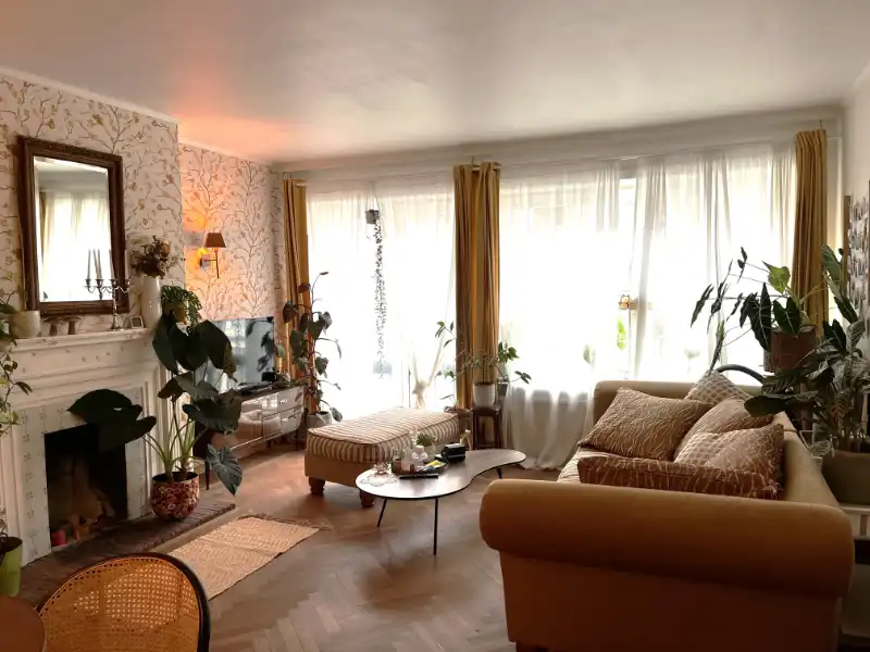 Gerenoveerd appartement in hartje Kortrijk met terras! foto 8